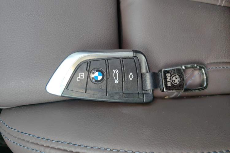 Used BMW X3 2021 xDrive28i Luxury Package Vehicle Key