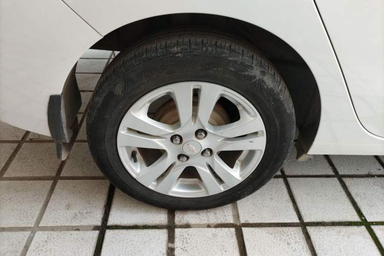 Used Chevrolet Lova RV 2016 1.5L Automatic Smart Drive Edition Exterior 5