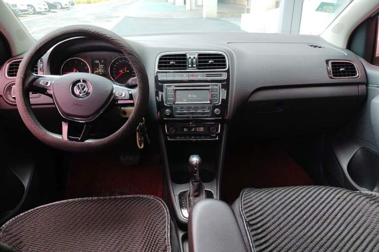 Used Volkswagen Polo 2016 1.6L Automatic Luxury Model