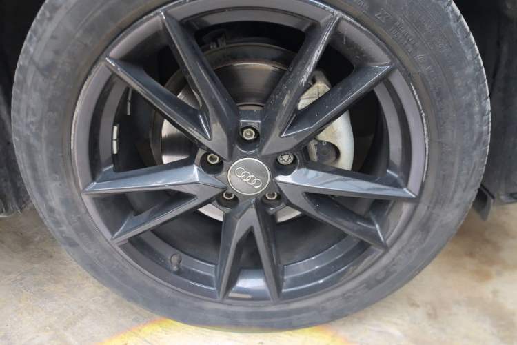Used Audi Q2L 2018 35 TFSI Launch Exclusive Edition China VI Right Front Wheel Hub