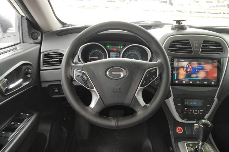 Used GAC Trumpchi GS5 2012 2.0L Automatic Two-Wheel Drive Anniversary Edition