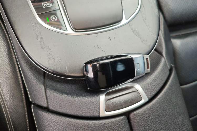 Used Mercedes-Benz E-Class 2019 E 200 L Sport Edition
