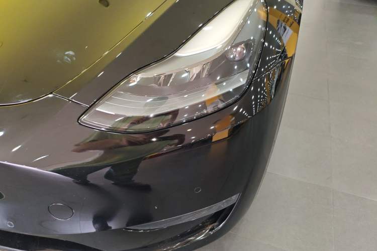 Used Tesla Model Y 2021 Standard Range Rear-Wheel Drive Version
