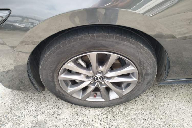 Used Mazda 3 Axela 2023 2.0L Automatic Zhiqing Edition Left Front Wheel Hub