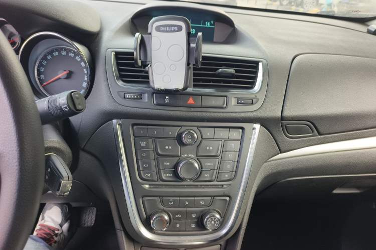 Used Buick Encore 2015 1.4T Automatic Two-Wheel Drive Urban Elite Version