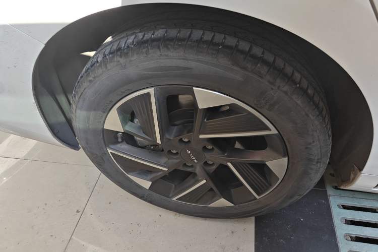 Used AION S Plus 2025 Comfort Version 53.241 kWh