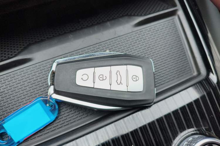 Used Geely Auto Monjaro L 2021 2.0TD DCT EVO Two-Wheel Drive Smart Luxury Version Interior 1