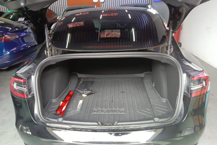 Used Tesla Model 3 (Import) 2019 Long-Range Rear-Wheel-Drive Version
