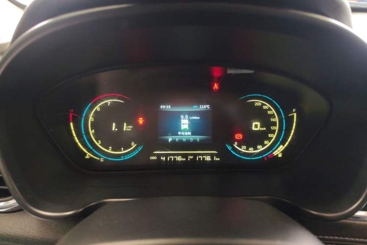 Used Dongfeng Fengon 370 2020 S370 1.5L CVT Luxury Model 5 Seats