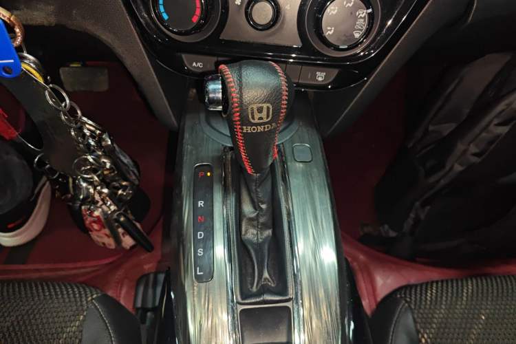 Used Honda XR-V 2015 1.8L EXi CVT Comfort Version Gear Lever