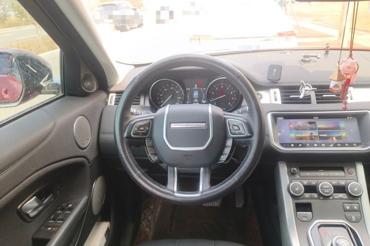 Used Land Rover Range Rover Evoque 2018 240 PS SE Smart Brilliance Edition
