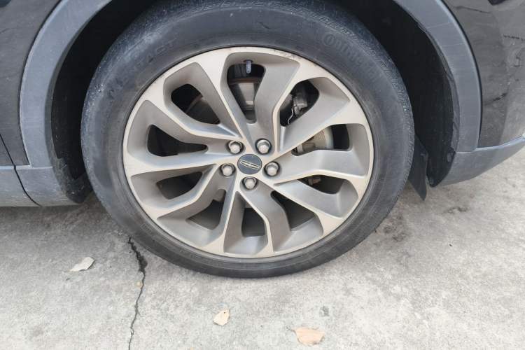 Used Lincoln Nautilus 2021 2.0T Four-Wheel Drive Luxury Edition Right Front Wheel Hub