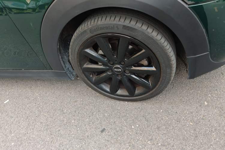 Used MINI 2018 2.0T COOPER S Classic Edition Right Front Wheel Hub