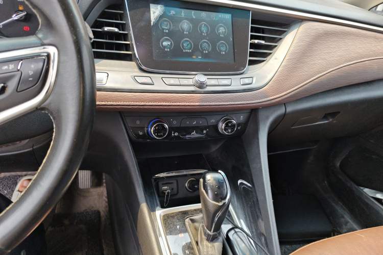 Used Buick GL6 2019 18T 6-Seater Connected Luxury Version China VI Standard