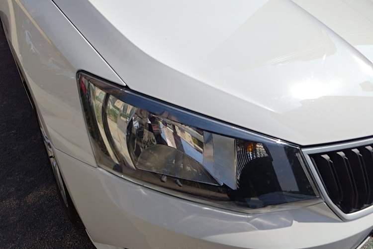 Used Skoda Fabia 2017 1.4L Automatic Car Enjoy Edition