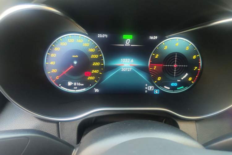 Used Mercedes-Benz C-Class 2021 C 260 L Sport Edition Odometer Close Up