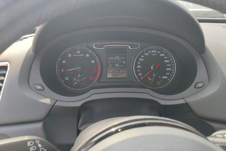 Used Audi Q3 2015 35 TFSI Comfort Model