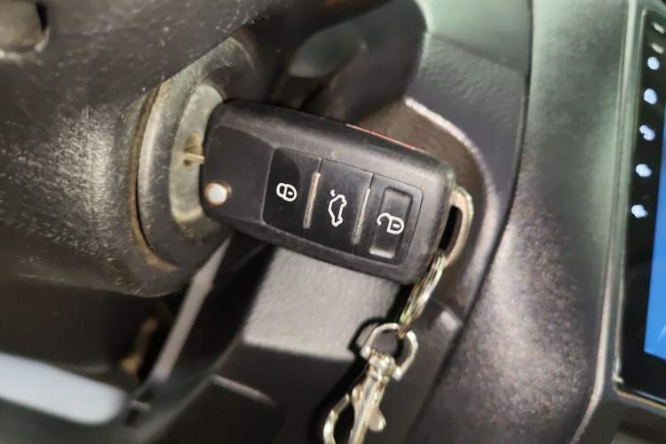 Used Nissan Livina 2013 Jinrui 1.6XL CVT Comfort Edition Vehicle Key