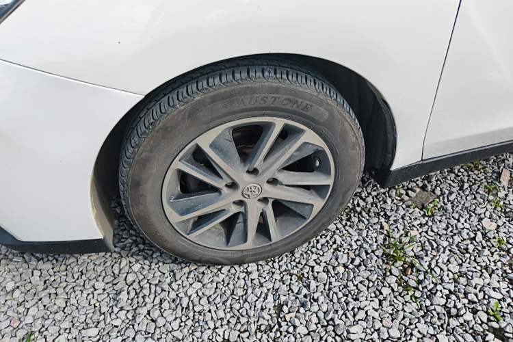 Used Venucia D60 2019 100 000 Honor 1.6L XL CVT Chenku Edition China VI Standard Exterior 4