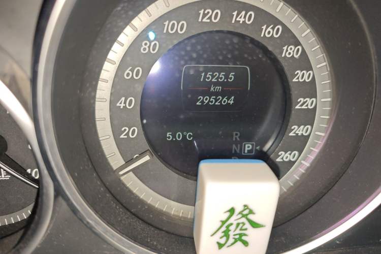 Used Mercedes-Benz E-Class 2015 Facelift E 260 L Luxury Edition