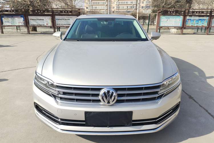 Used Volkswagen Phideon 2019 380TSI Two-Wheel Drive Business Edition China VI Standard