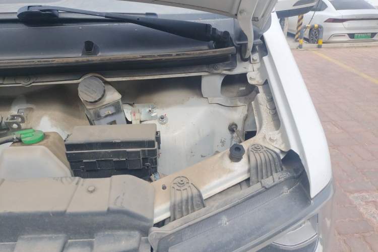 Used Jinbei New Hiace S 