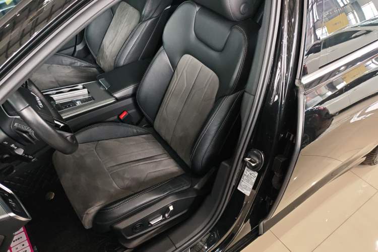 Used Audi A6L 2023 45 TFSI Prestige Dynamic Edition
