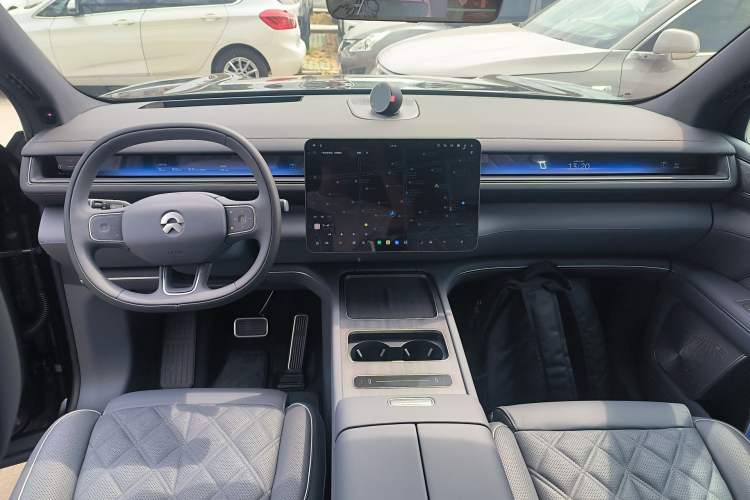 Used Nio ES8 2026 Model 6-seat Executive Luxury Edition Center Console
