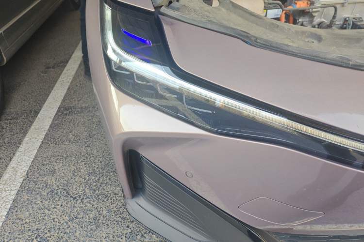 Used Toyota bZ3 2023 616 km Long-Range Premium