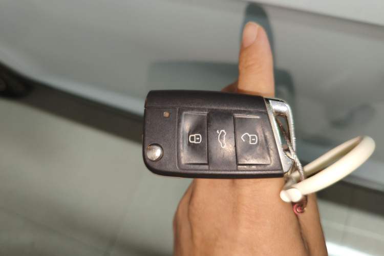 Used Volkswagen T-ROC 2024 280TSI DSG Two-Wheel-Drive Time Edition
