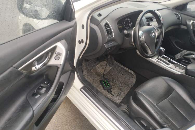 Used Nissan Teana 2013 2.5L XL Leading Edition Driver Seat