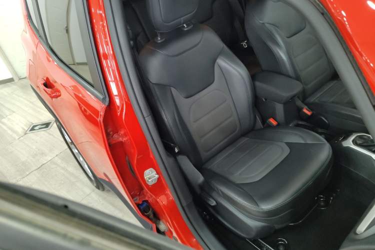 Used Jeep Renegade 2019 220T Automatic Leading Edition