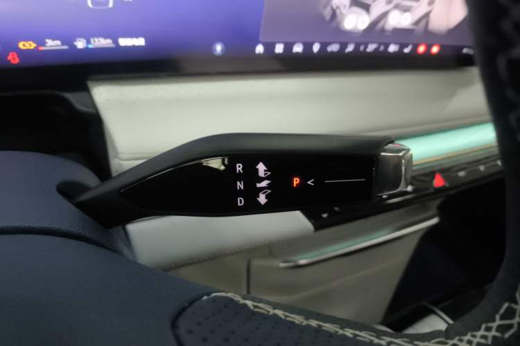 Used Buick GL8 New Energy 2024 Lu Zun Luxury Edition 7-Seater