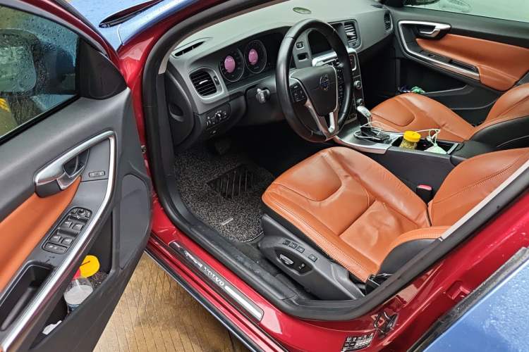 Used Volvo S60 2013 T5 Smart Edition