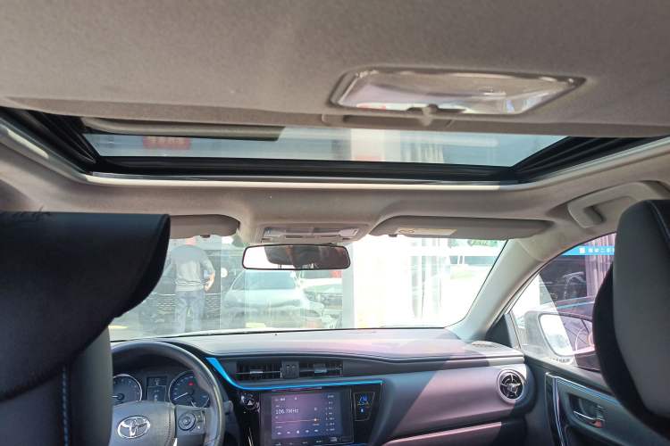 Used Toyota Levin 2018 185T CVT Luxury Edition China V Standard Headliner