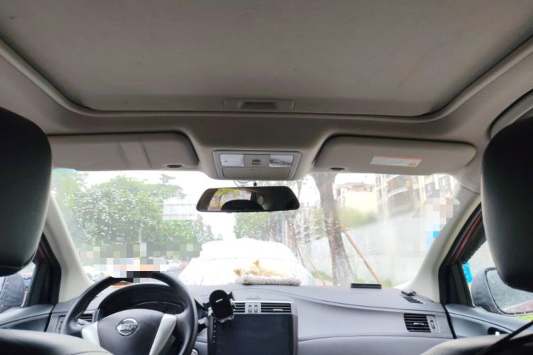 Used Nissan Tiida 2011 1.6L CVT Smart Version
