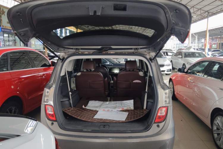 Used Buick GL6 2018 18T 6-Seater Elite Model
