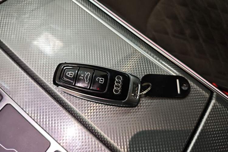Used Audi A7L 2022 45 TFSI quattro S-line Wind Rider Vehicle Key