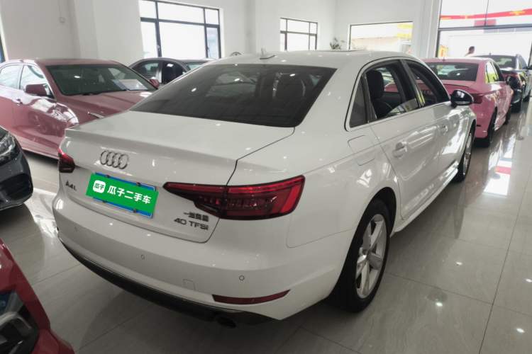 Used Audi A4L 2017 Plus 40 TFSI Fashion Model Rear Right 45 Deg