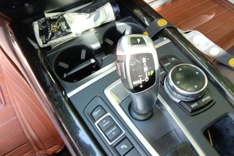 Used BMW X5  Gear Lever
