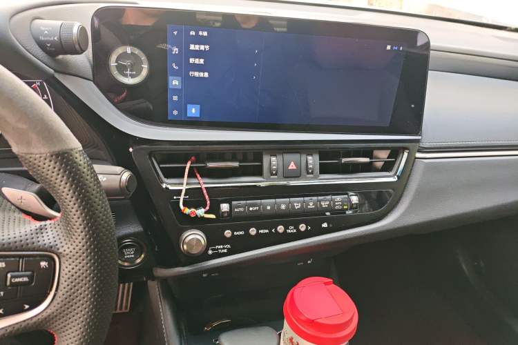 Used Lexus ES 2022 200 Excellence Edition
