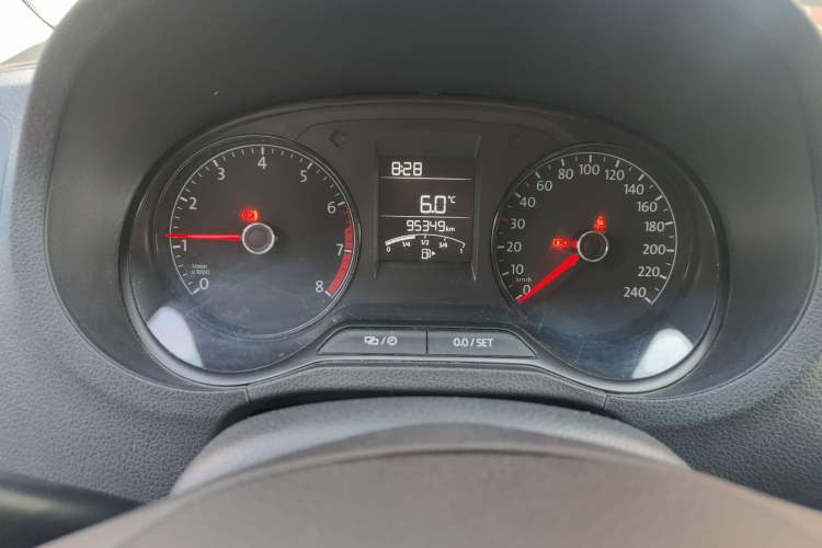 Used Volkswagen Polo 2016 1.4L Manual Fashion Model
