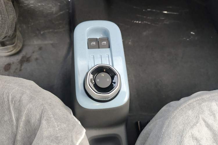 Used Geely Galaxy Panda 2024 Panda Mini 200km Endurance Bear