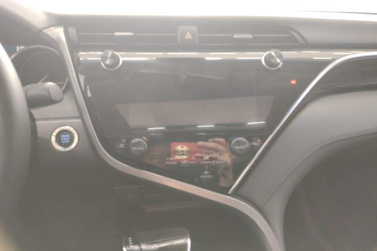 Used Toyota Camry 2019 2.5G Luxury Edition China VI Standard Audio And AC Panel