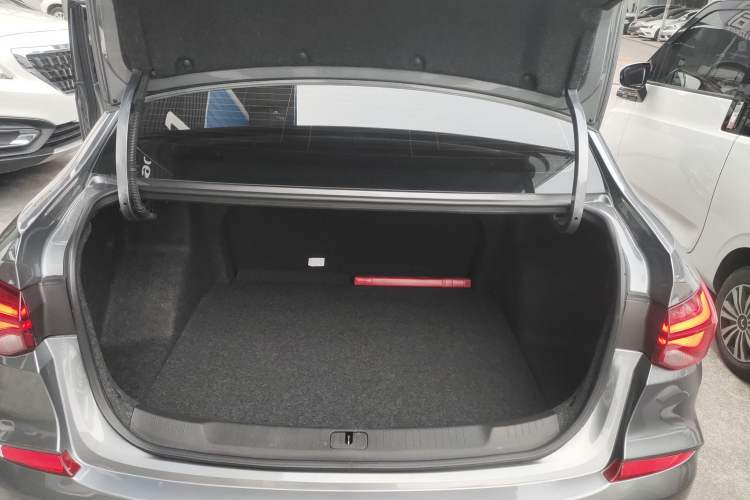 Used Chevrolet Monza 2022 320 Automatic Enjoyment Sunroof Version
