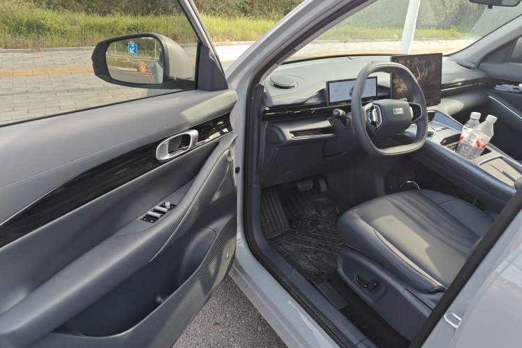 Used Geely Galaxy E5 2024 440km Launch Edition