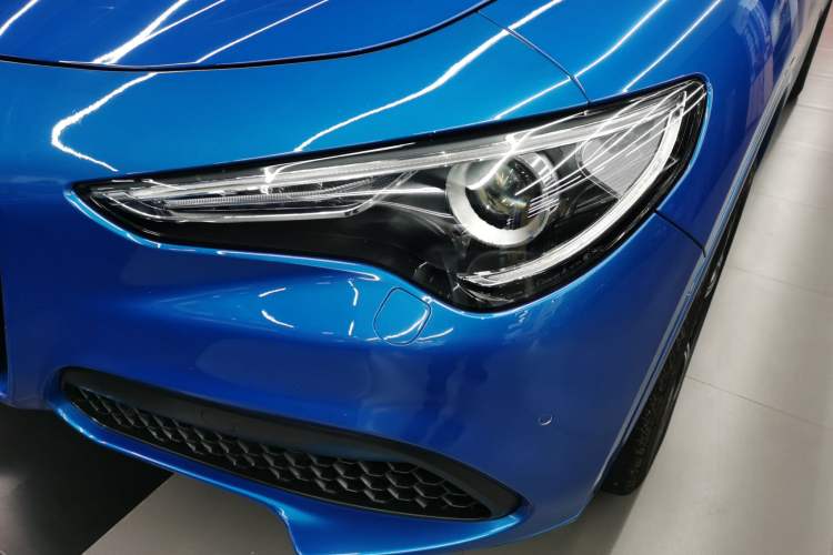 Used Alfa Romeo Stelvio 2022 2.0T 280HP Veloce Track Edition