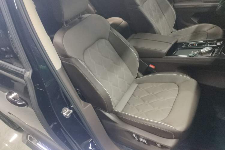 Used Volkswagen Viloran 2022 380TSI Prestige Edition