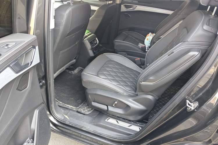 Used Volkswagen Talagon 2023 Facelift 380TSI All-Wheel-Drive Flagship Shengjing Edition 6 Seats