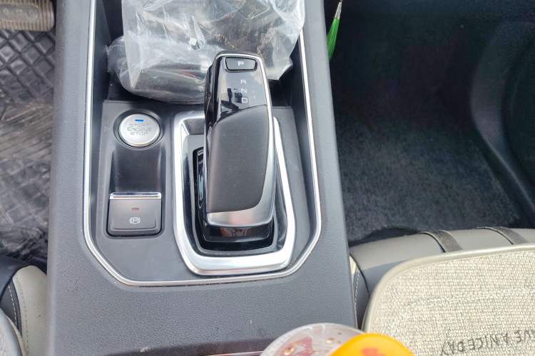 Used Dongfeng Aeolus E70 2021 Revised Version 360H Battery-Swap Edition
